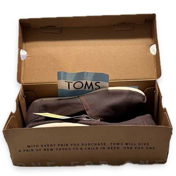 Toms Men Classic Audi Ash New in Box
Size 8 Limited Edition  Gray NWT - Picture 3 of 15